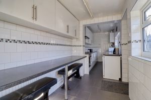 Kitchen- click for photo gallery